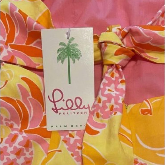 Lilly Pulitzer. Ladies S. Pina Colada print. Worn 4 times. Non smoking/cat home. - Picture 3 of 6